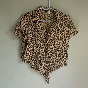 Leopard print top
